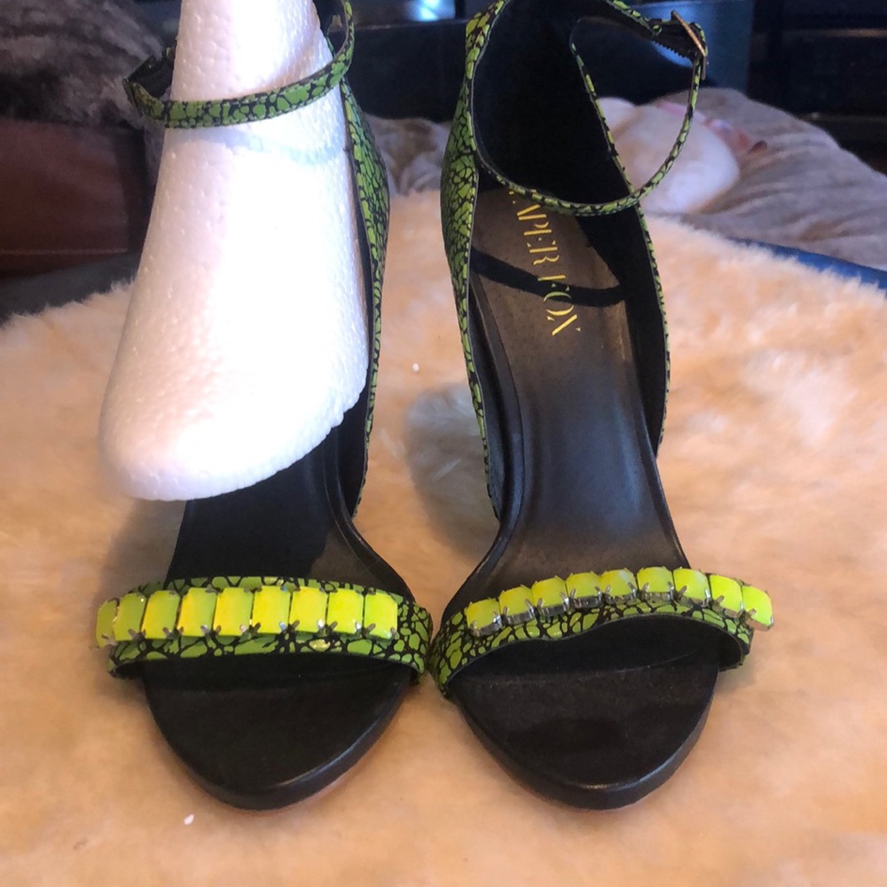Green With Envy😻